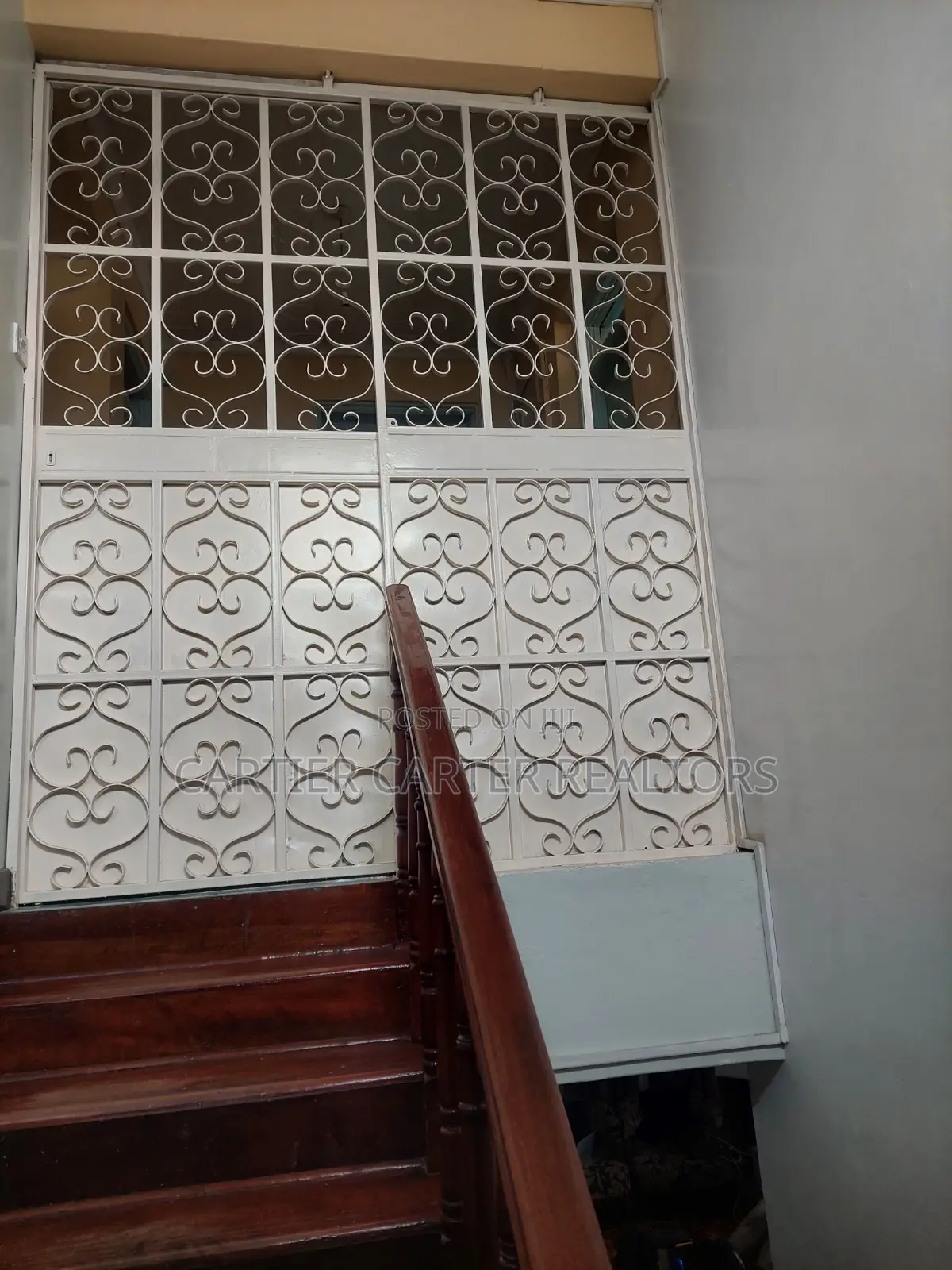 5bdrm Maisonette in Greenspan for sale