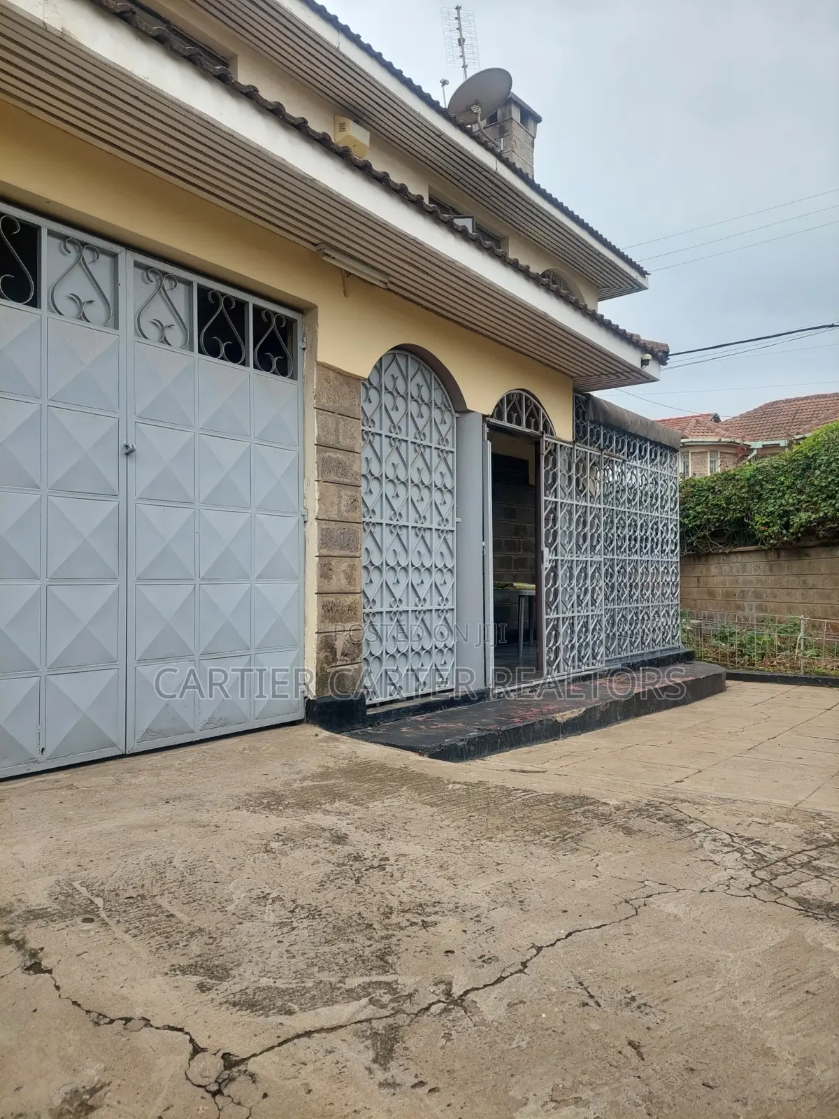 5bdrm Maisonette in Greenspan for sale