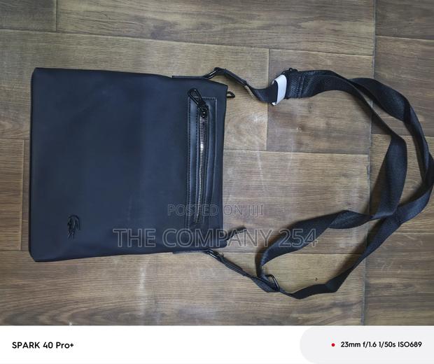 Quality Casual Leather Lacoste Lv Sling Bags Available - thumbnail 3
