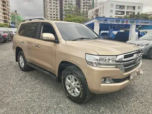 Toyota Land Cruiser 4.5 V8 DSL 2014 Gold
