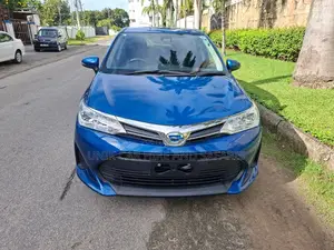 Toyota Corolla Fielder 1.5 Hybrid FWD 2020 Blue