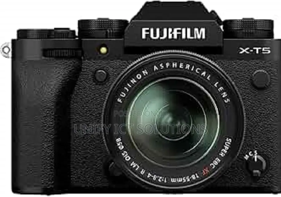 Fujifilm Xt5 With Xf 18-55mm F2.8 Lens
