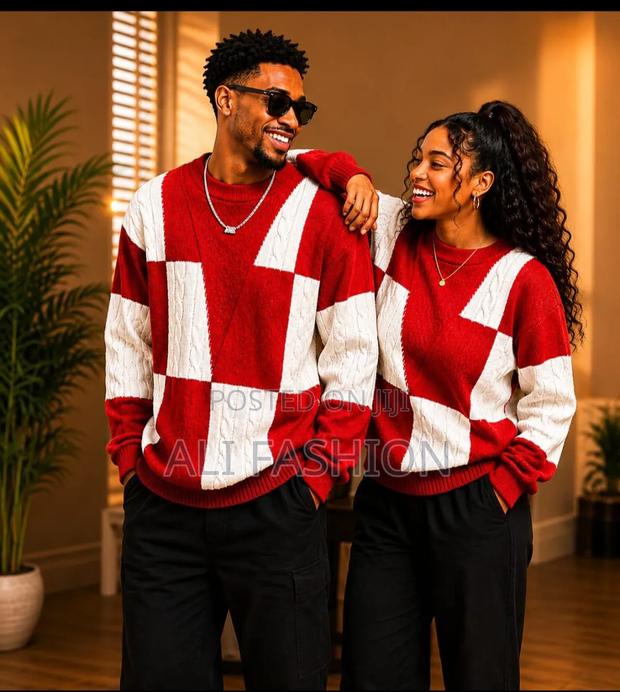 Knitted Unisex Sweaters - thumbnail 2