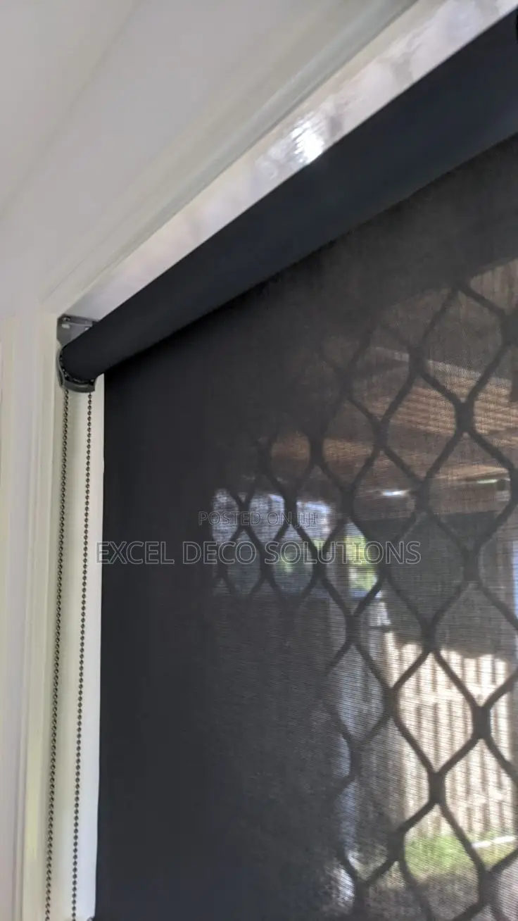 Sunscreen Roller Blinds – Enjoy Natural Light Without the Heat