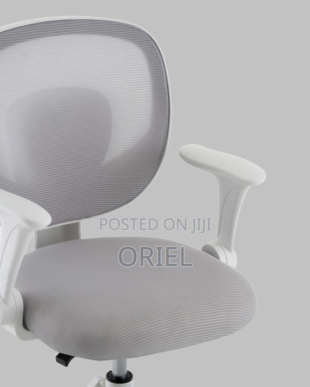 Office Chair : Office Adjustable Swivel Chair - thumbnail 17