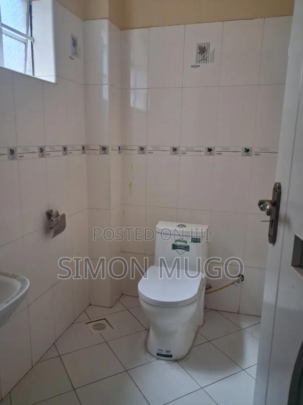 4bdrm Bungalow in Membley Estate for sale - thumbnail 7