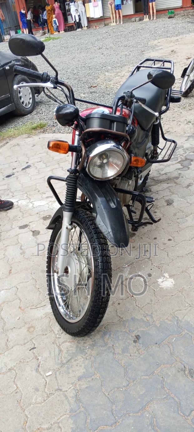 Honda XL 125 2023 Red