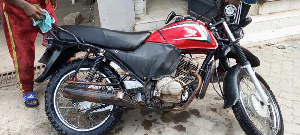Honda XL 125 2023 Red - thumbnail 6