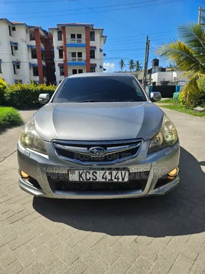 Subaru Legacy 2011 Silver