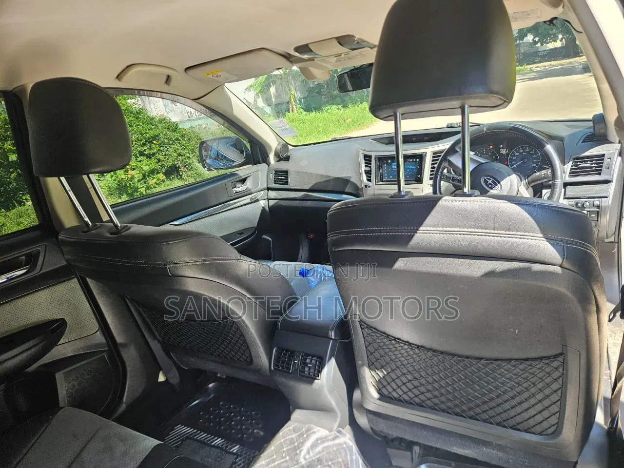Subaru Legacy 2011 Silver