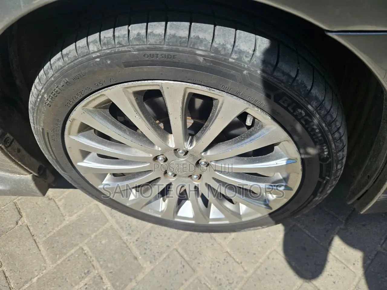Subaru Legacy 2011 Silver