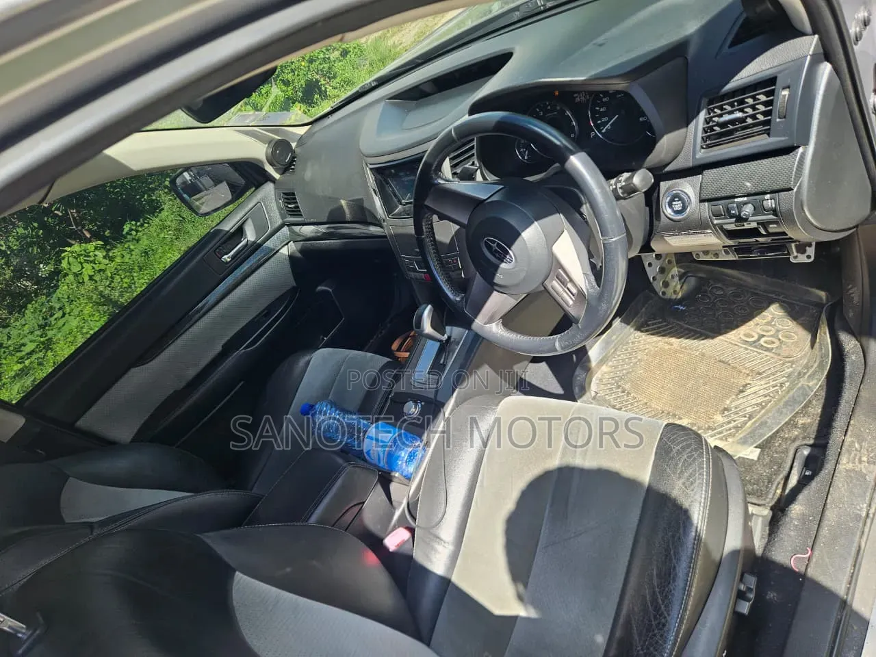 Subaru Legacy 2011 Silver