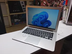 Laptop Apple MacBook Air 2017 8GB Intel Core i5 SSD 128GB