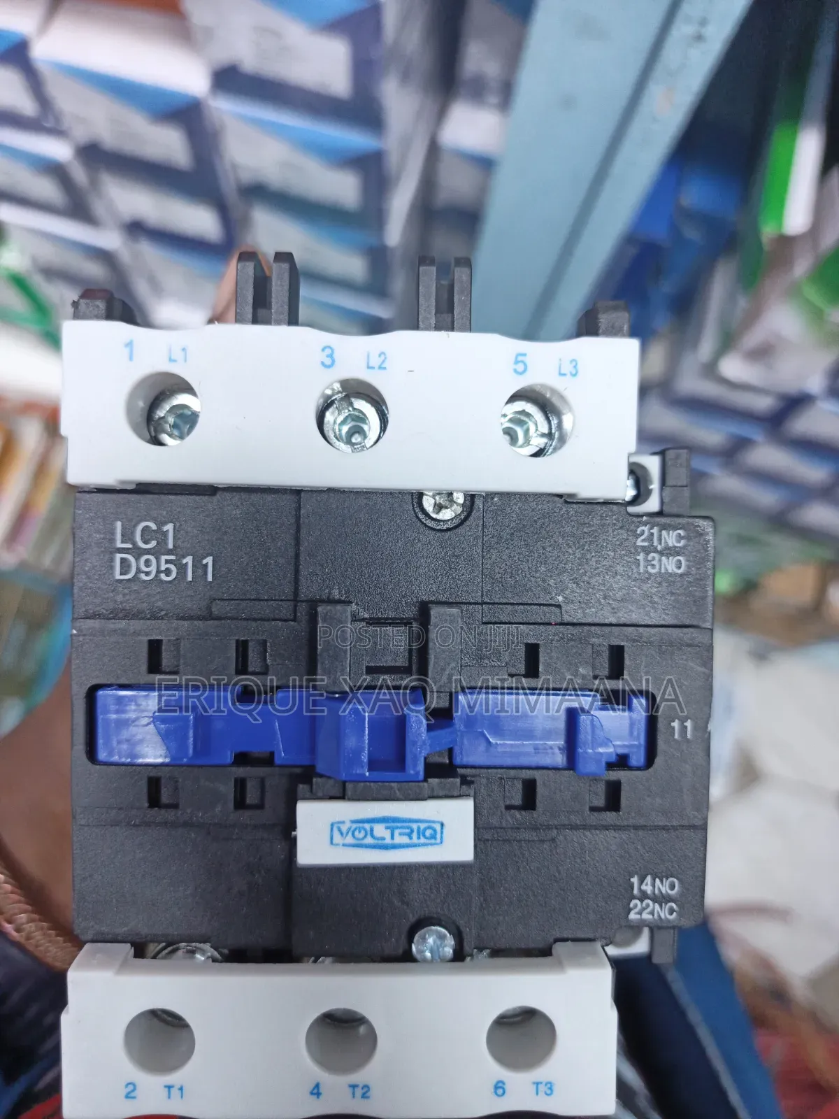 Lc1-D9511. Voltriq Contactor
