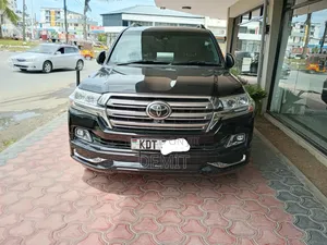 Toyota Land Cruiser 4.6 V8 ZX 2018 Black