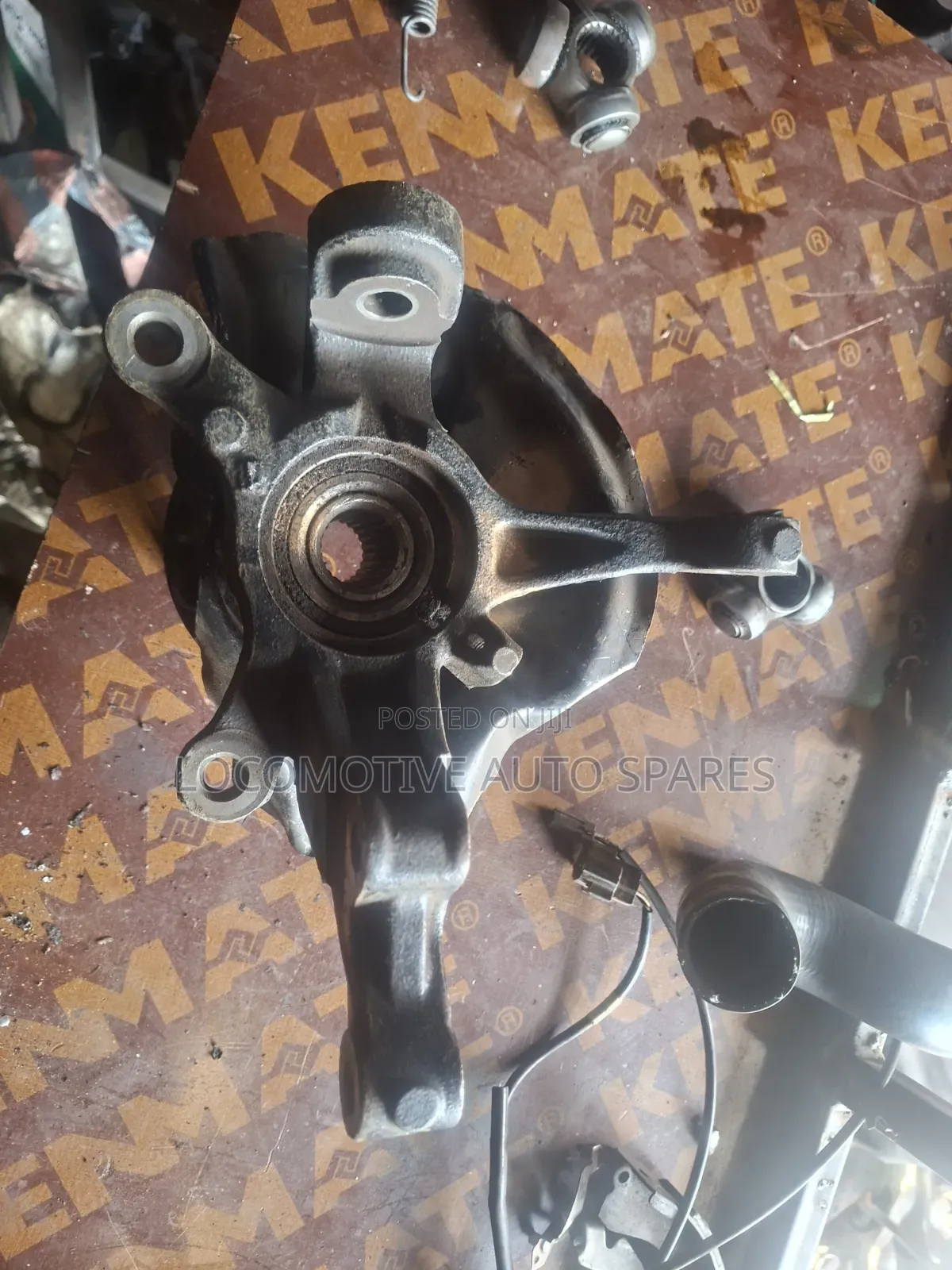 Mitsubishi Mirage Front Hub