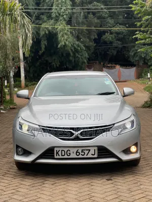 Toyota Mark X 2.5 AWD 2015 Silver