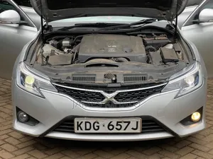 Toyota Mark X 2.5 AWD 2015 Silver