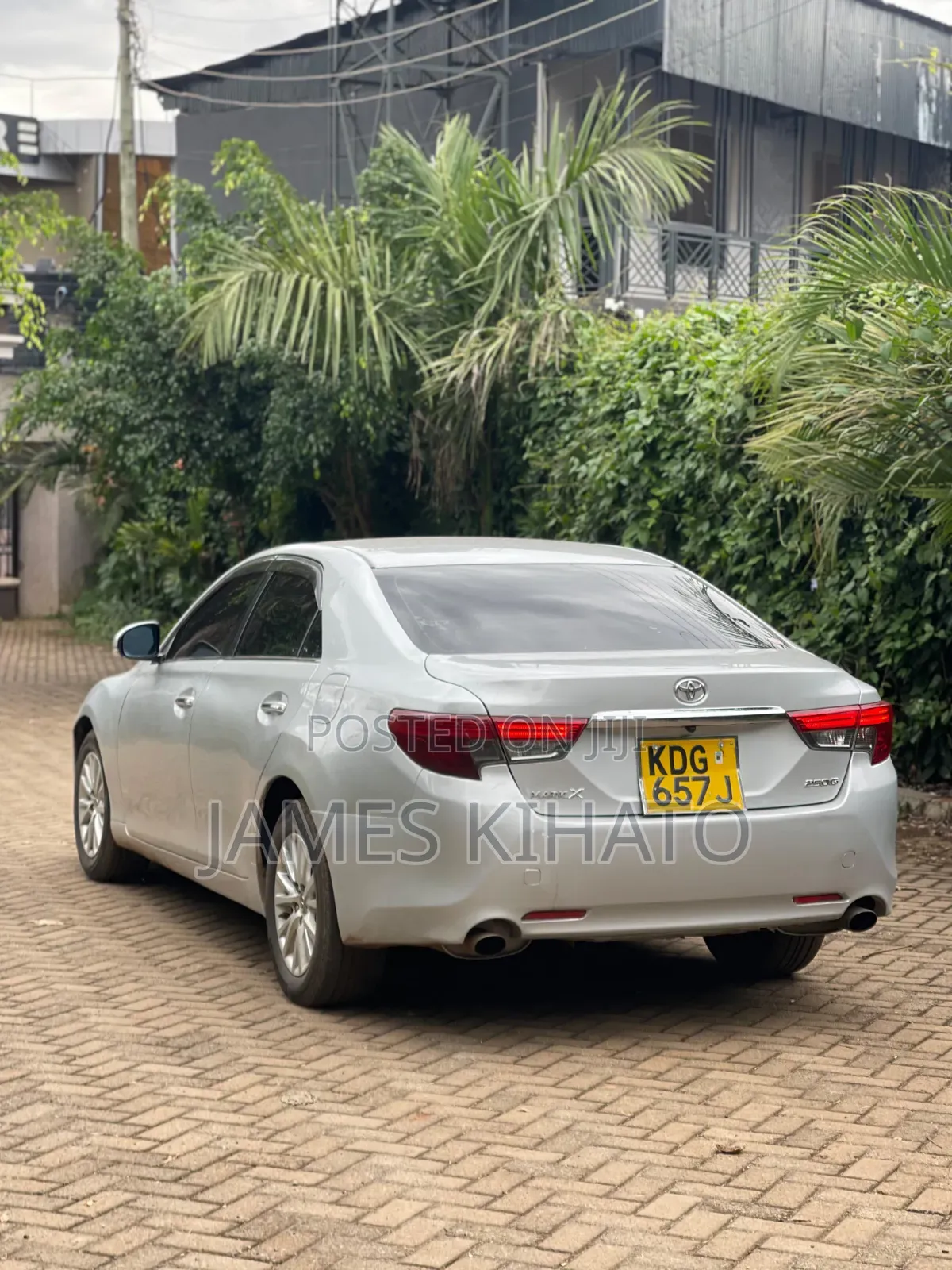 Toyota Mark X 2.5 AWD 2015 Silver