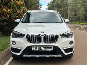 BMW X1 xDrive28i AWD 2016 White