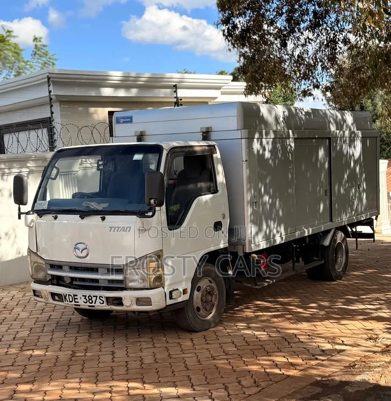 Food Truck in Good Working Condition