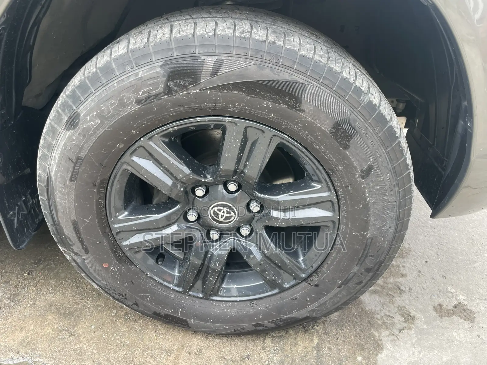 Toyota Hilux Revo Double Cab Deisel 2.4 AWD 2020 Gray