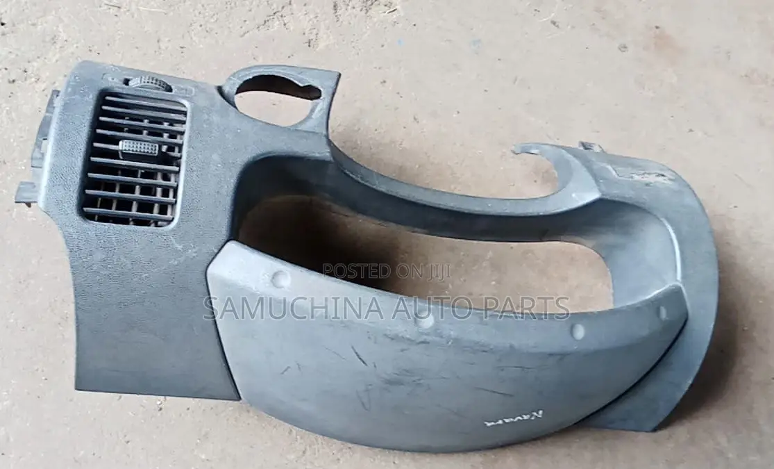 Ac Vent / Clock Housing Nissan Navara