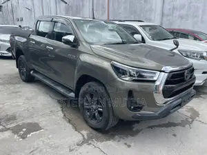 Toyota Hilux Revo Double Cab Deisel 2.4 AWD 2020 Gray