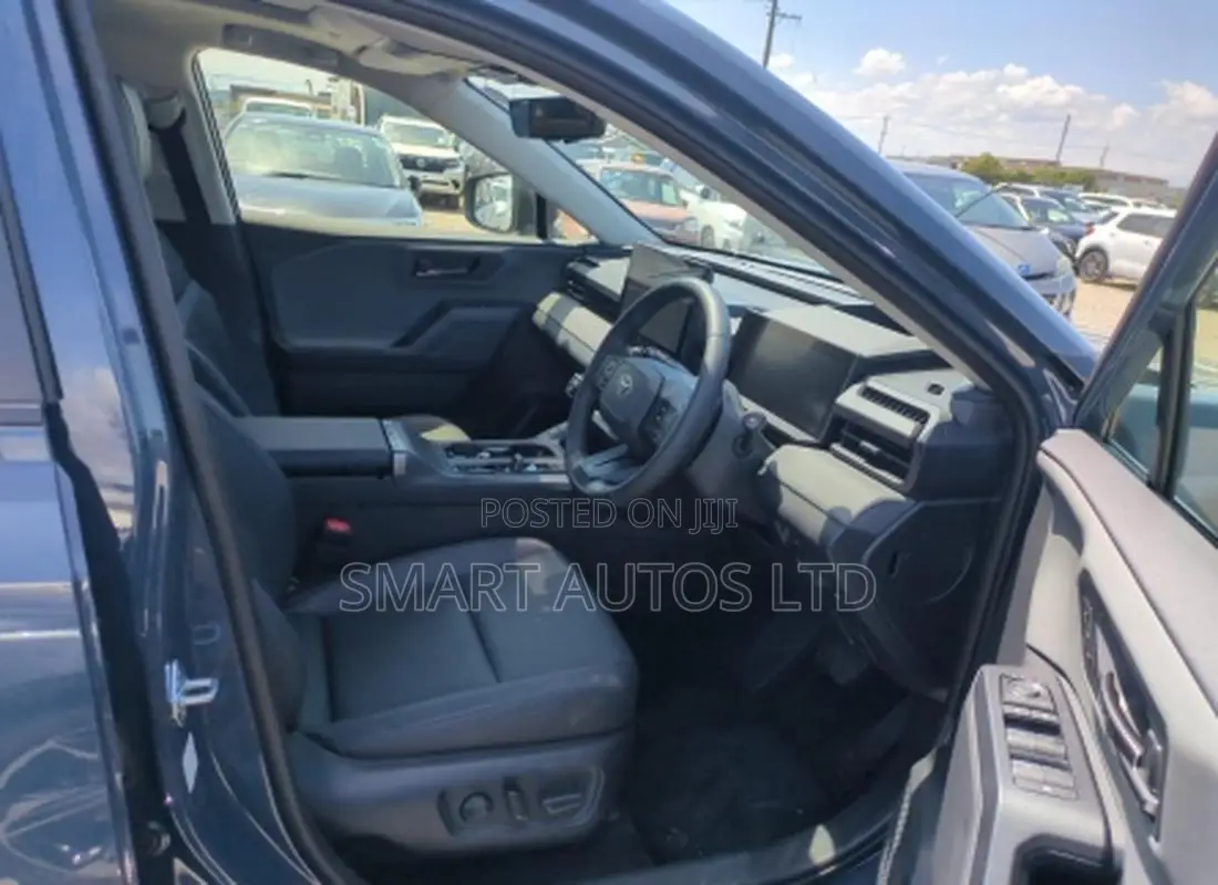 New Toyota RAV4 2025 Gray