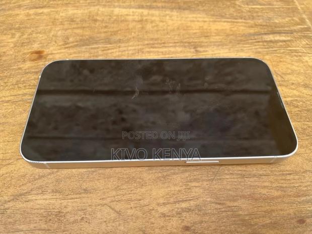 Apple iPhone 13 128 GB White - thumbnail 4