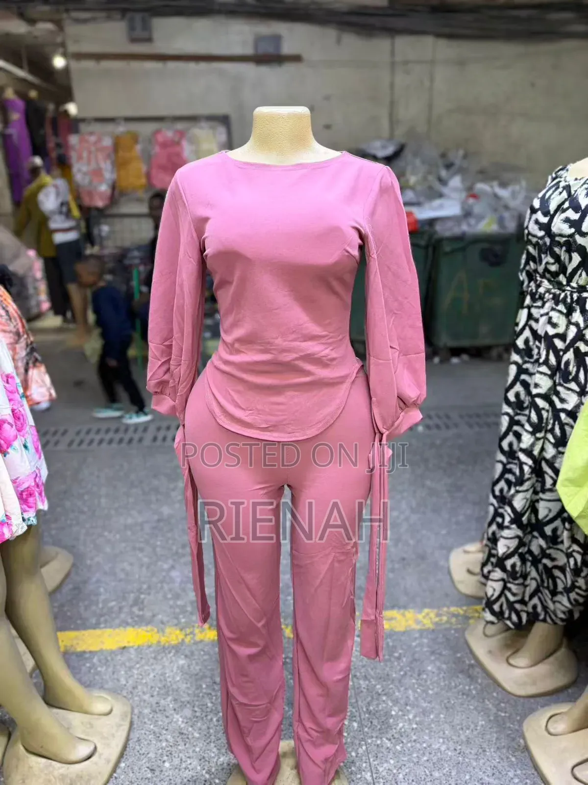 2pcs Set at 1200 Sizes M -Xl Small Fitting