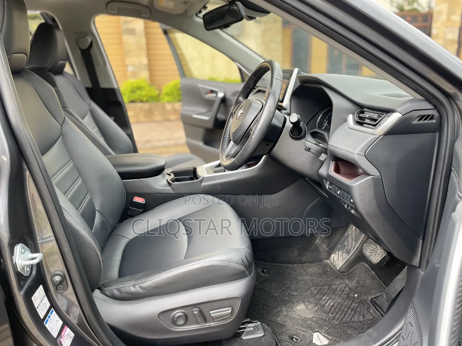 Toyota RAV4 Adventure 2019 Gray