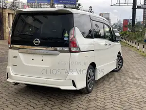 Nissan Serena 2019 White
