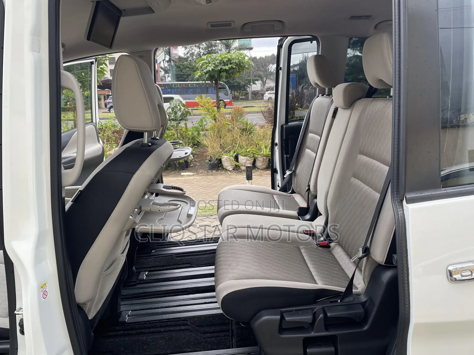 Nissan Serena 2019 White