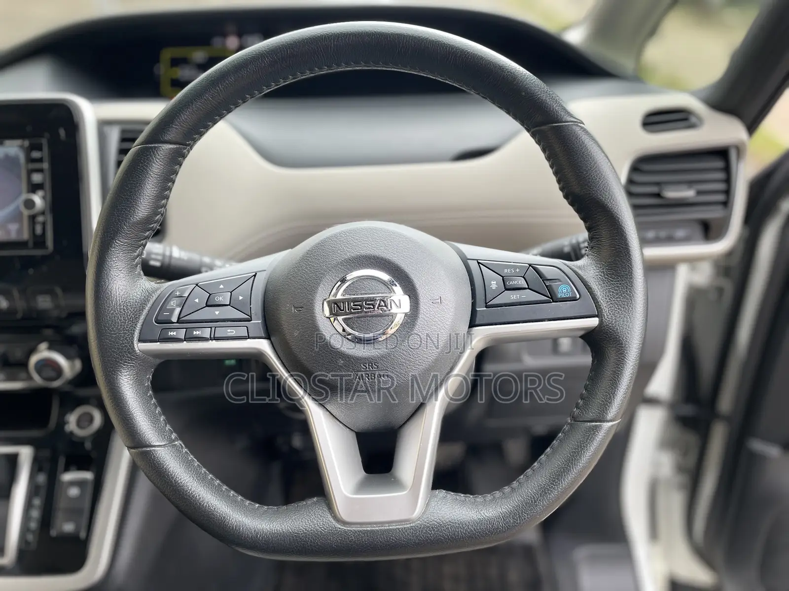 Nissan Serena 2019 White