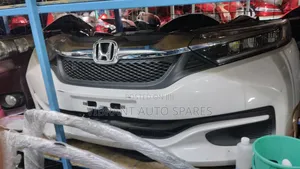 Honda Fit Shuttle 2016 Nosecut