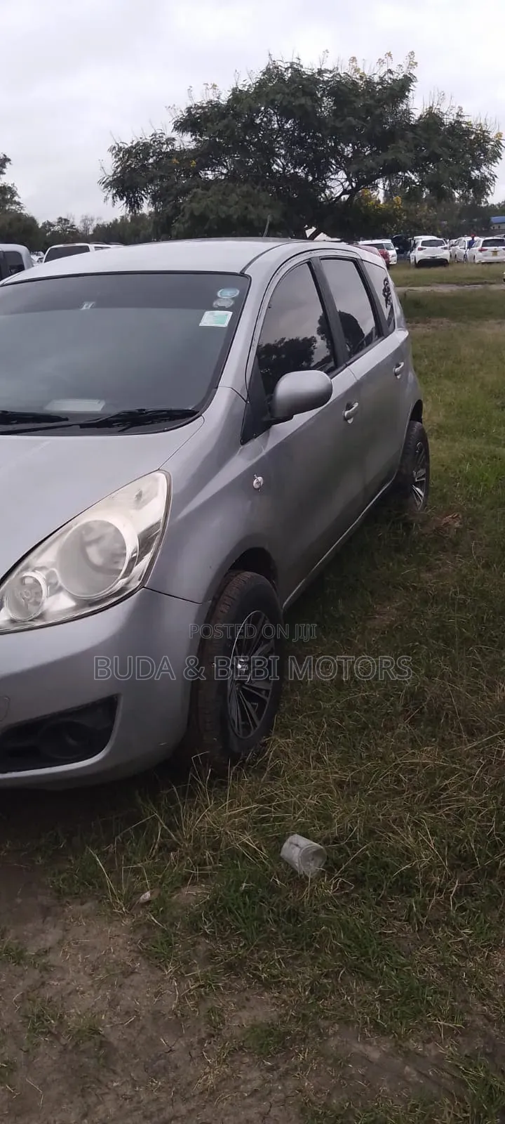 Nissan Note 2011 Silver