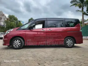 Nissan Serena 2019 Maroon