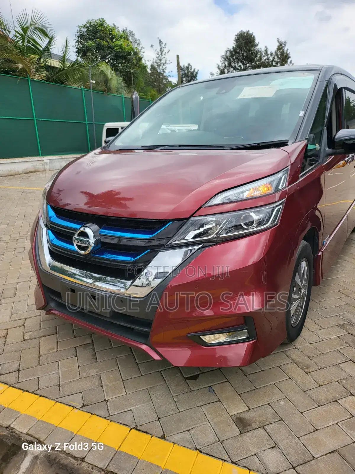 Nissan Serena 2019 Maroon