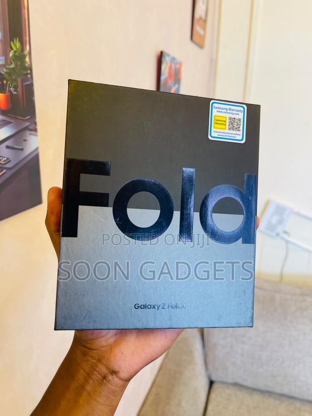 Samsung Galaxy Fold 5G 512 GB Black - thumbnail 2
