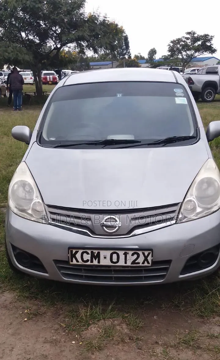 Nissan Note 2011 Silver