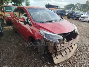 Nissan Note 2012 Red