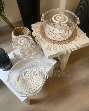 4 PCS Circular Food Grade Eco-Friendly Food Storage Containers