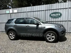 Land Rover Discovery Sport SE 2016 Gray