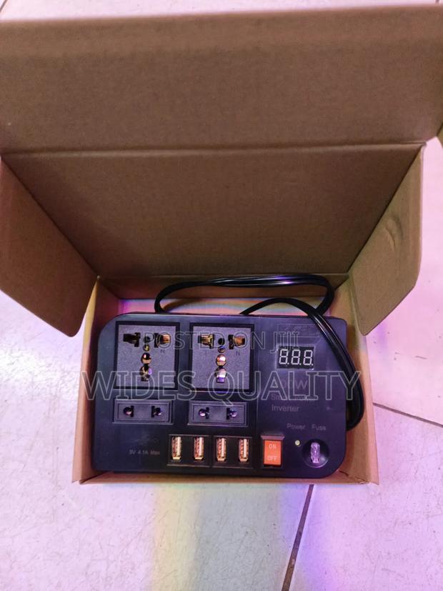 300w Smart Power Inverter Dc 12v to Ac 220v.