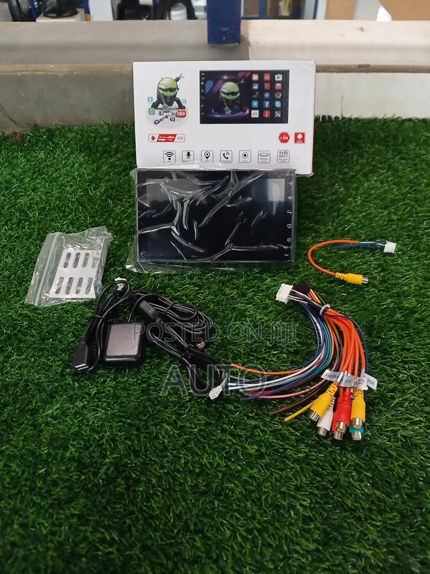 7 Inch Car Android Screen Touchscreen Multimedia Player - thumbnail 2