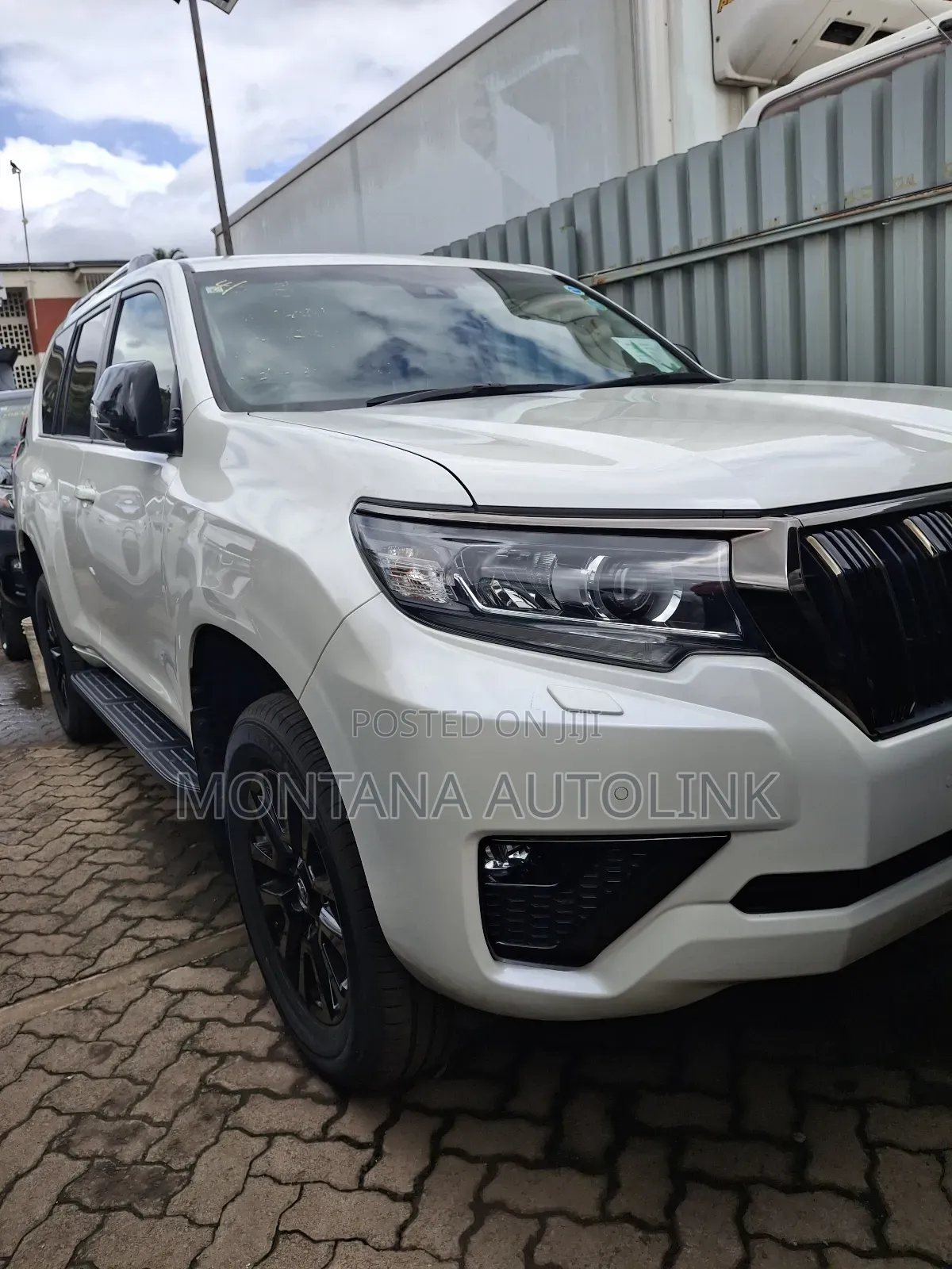 Toyota Land Cruiser Prado 2.7 2021 Pearl