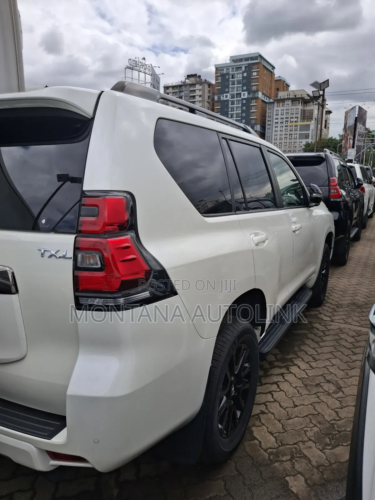 Toyota Land Cruiser Prado 2.7 2021 Pearl