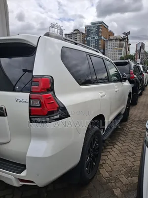Toyota Land Cruiser Prado 2.7 2021 Pearl