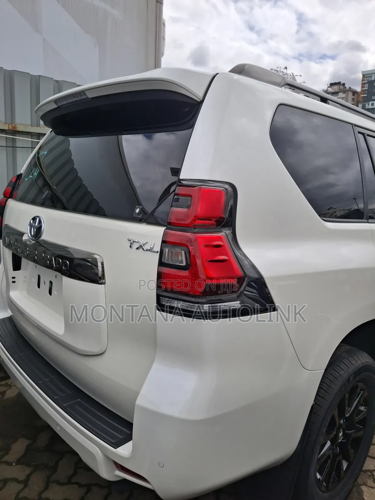 Toyota Land Cruiser Prado 2.7 2021 Pearl